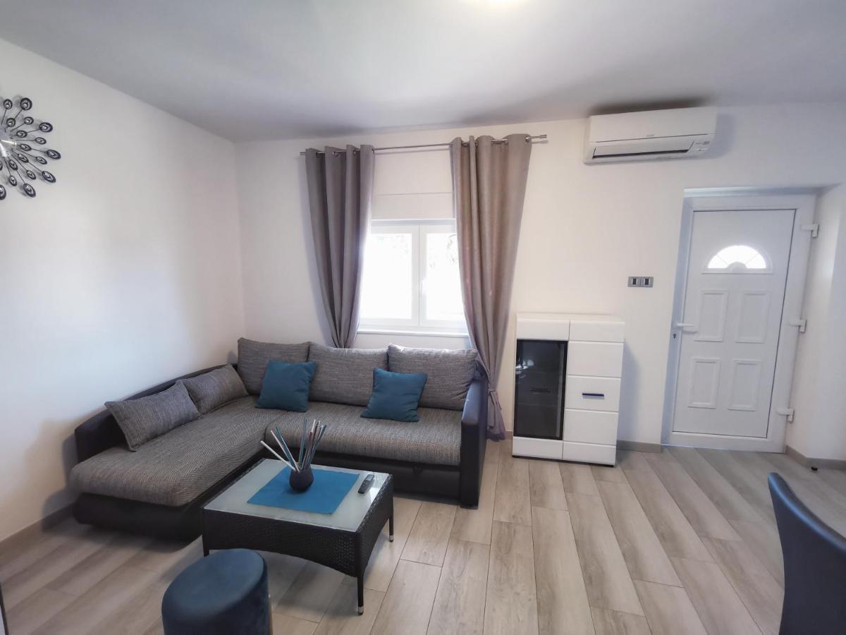 Apartman Rocan Vrsar Exterior foto